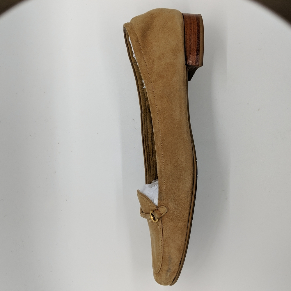 Stuart Weitzman Camel Color Flats.  Size 9.5 - Picture 10 of 15